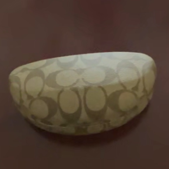 COACH Delphine S443 Rx Sunglasses & COACH Eye case, both Excellent Condition - Picture 3 of 13